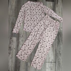 Just Be Women's Pink Pajama Set with Fun Print